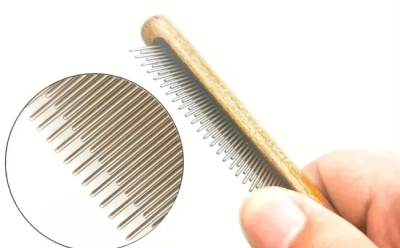 Дървен гребен 10 см